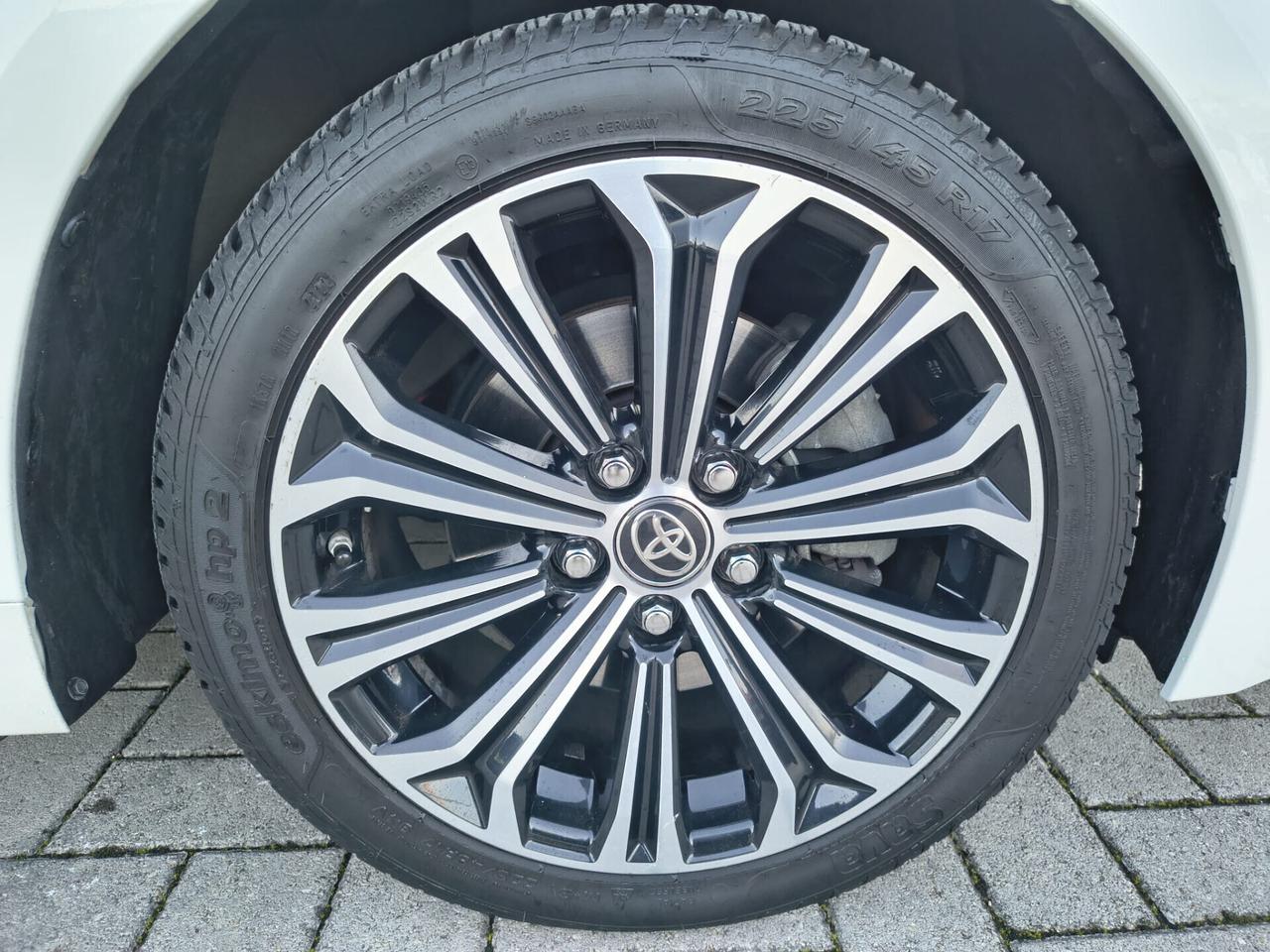 Toyota Corolla 2.0 Hybrid **PREZZO PROMO**