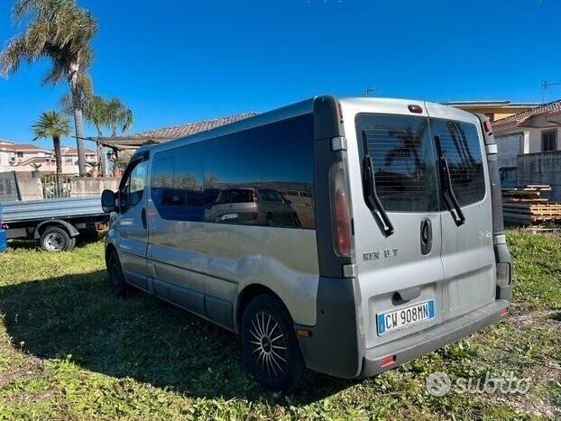 Renault Trafic 9 Posti