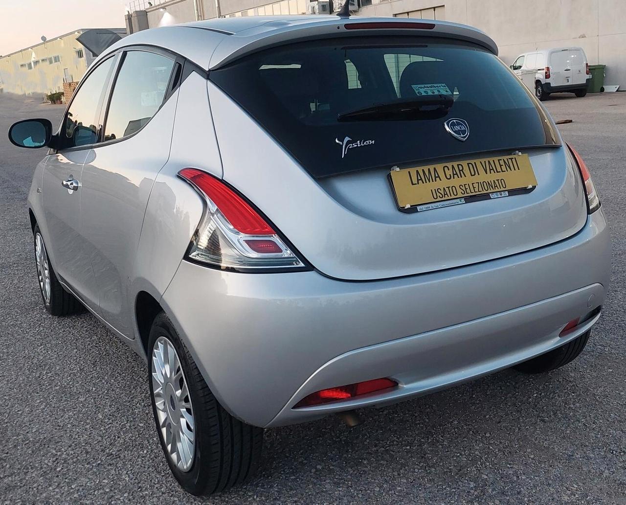 LANCIA YPSILON 1.2-UNICO PROPRIETARIO-NEOPATENTATI