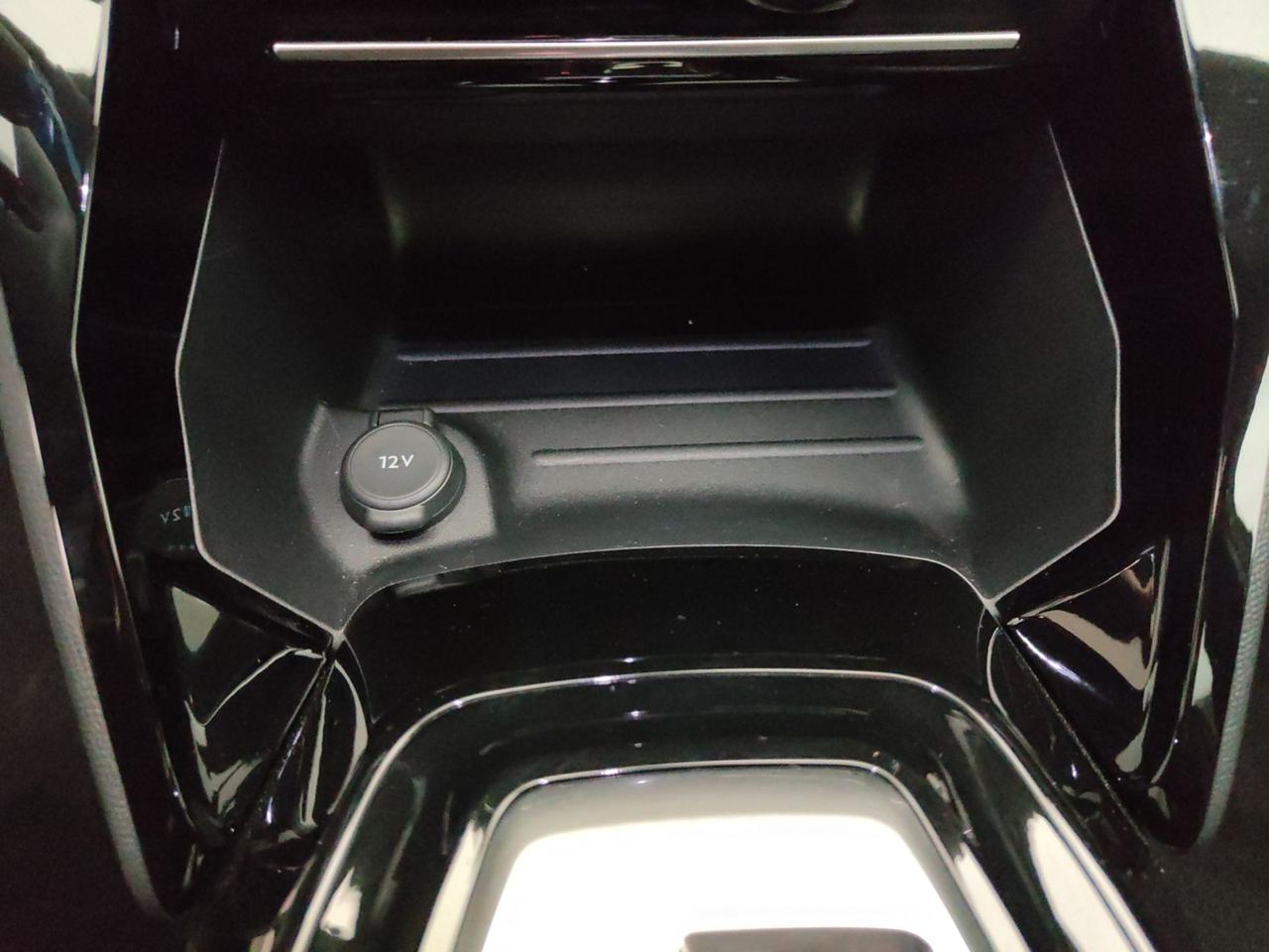 PEUGEOT 2008 II 2020 1.2 PURETECH 130CV ALLURE EAT8