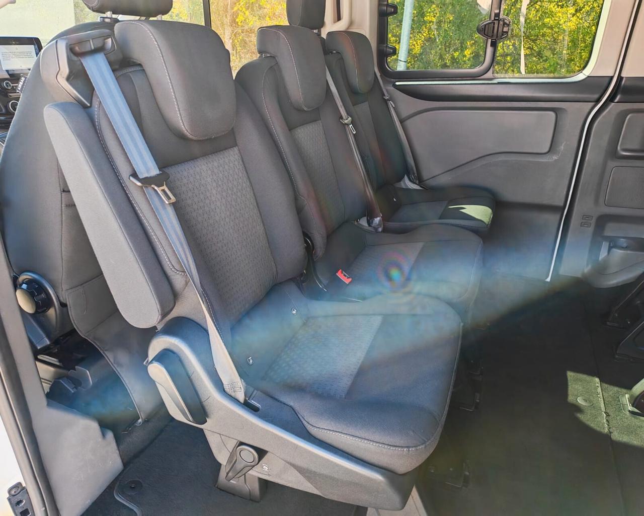 Ford Tourneo Custom Combi 320 L1 H1 Trend 8 posti doppia porta lat.