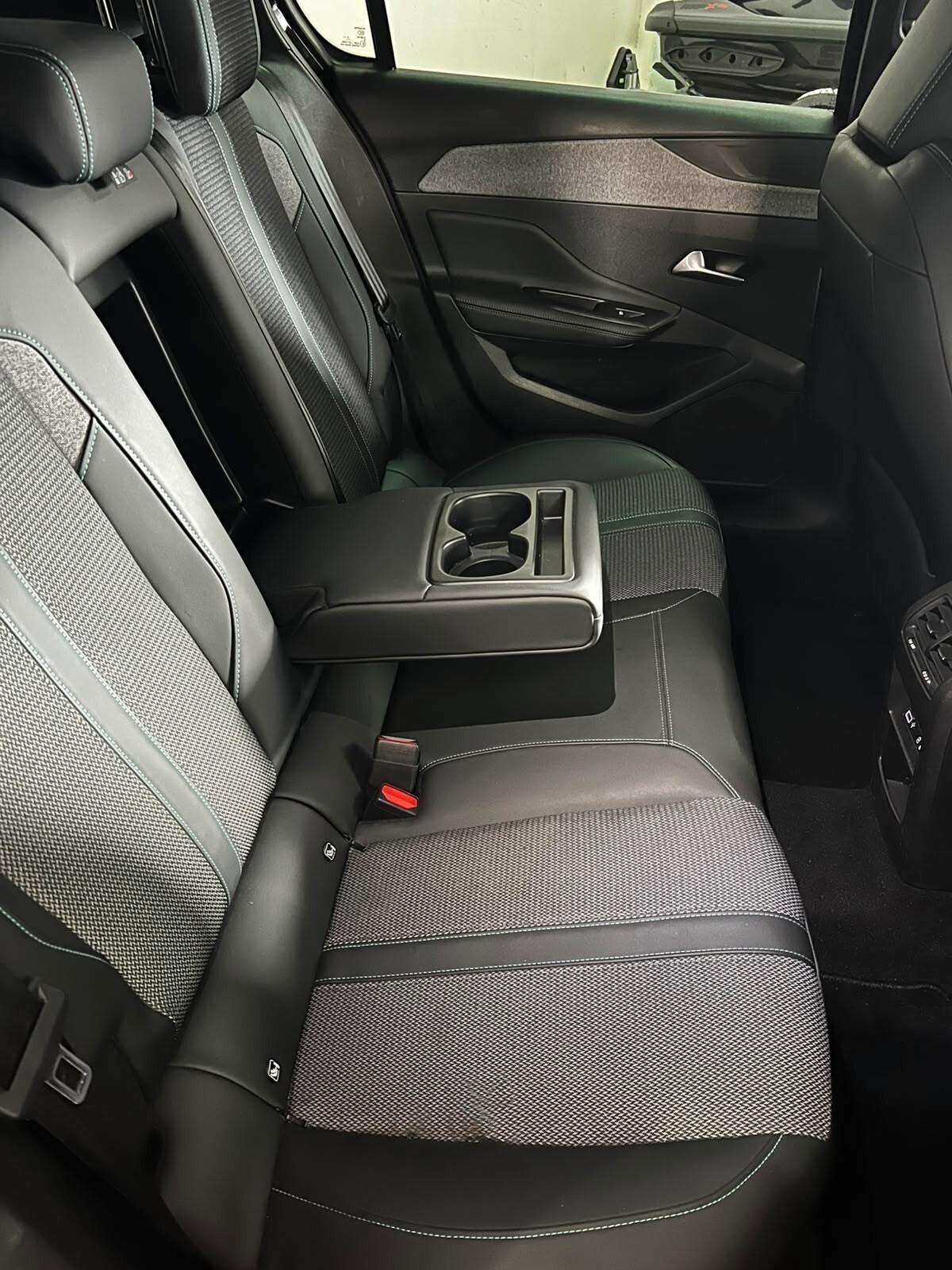 Peugeot 308 BlueHDi 130 S&S EAT8 Allure Pack