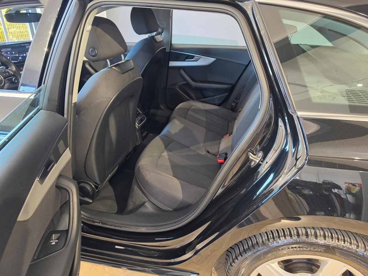 A4 30 TDI/136 CV S tronic Business Advanced