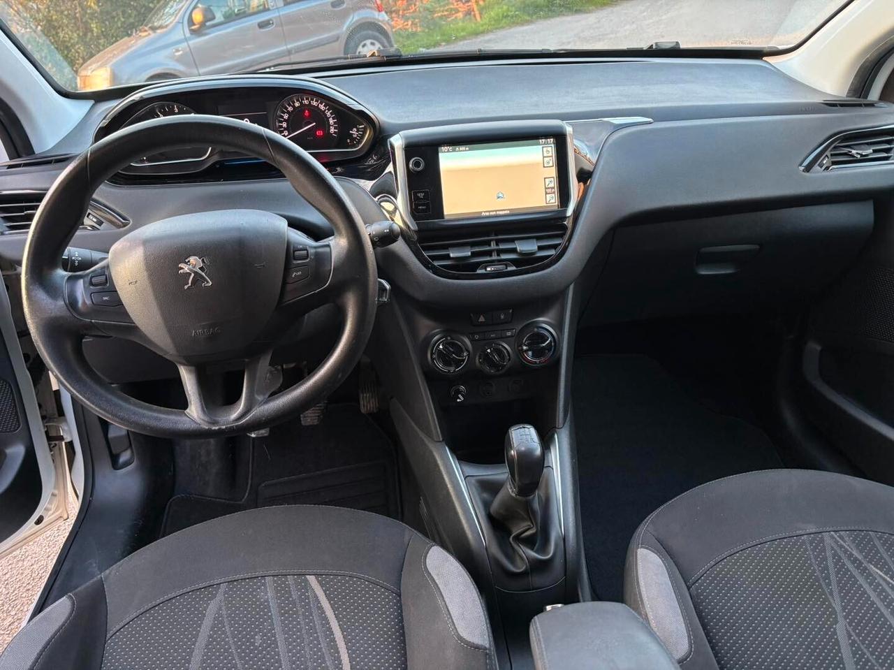 Peugeot 208 1.4 HDi 68 CV 5 porte Business