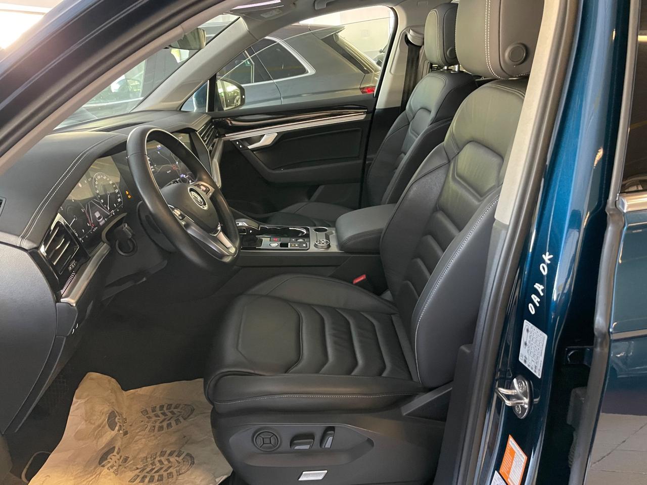 Volkswagen Touareg 3.0 V6 TDI 286 CV SCR Advanced Tetto