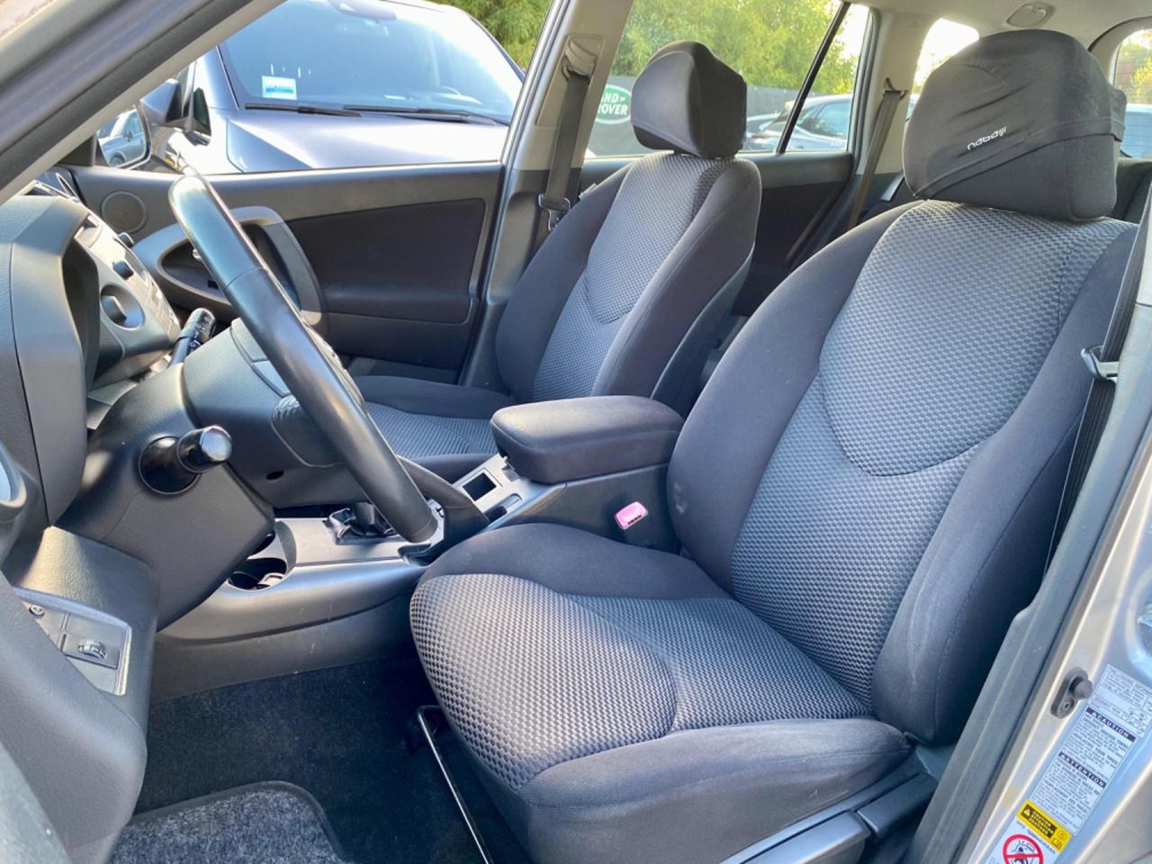 Toyota RAV 4 RAV4 2.0 Luxury