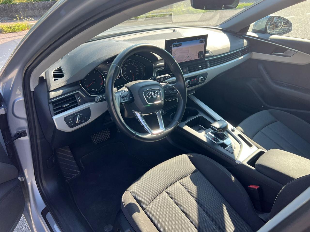 Audi A4 Avant 35 TDI/163 CV S tronic Business Advanced