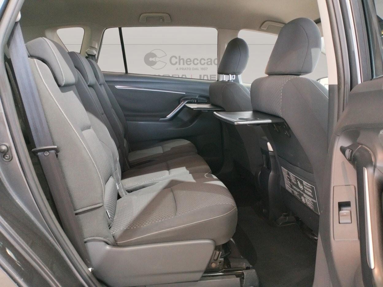 Toyota Verso 2.0d Active *7 POSTI*
