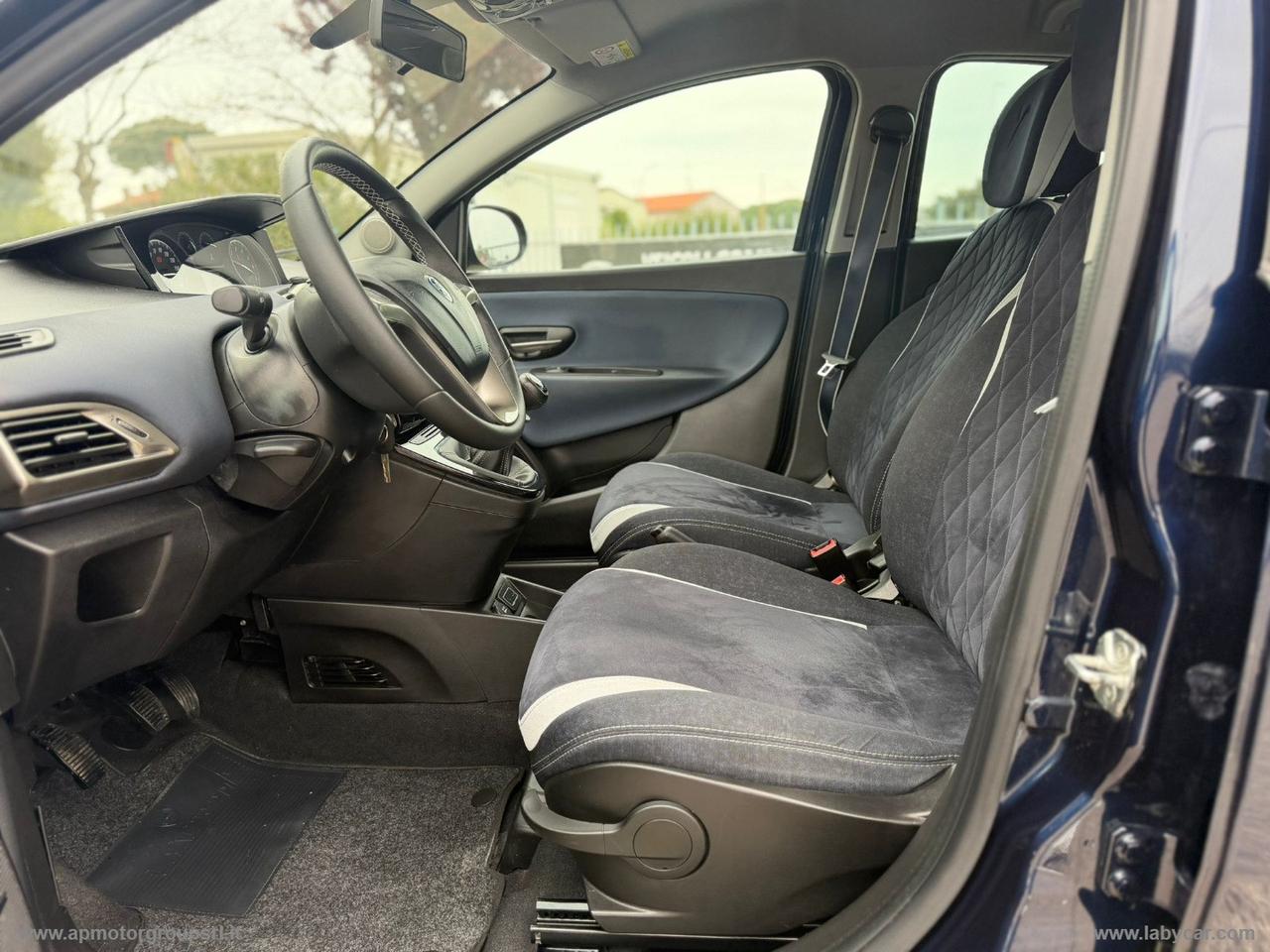 LANCIA Ypsilon 1.2 69 CV 5p. Mya