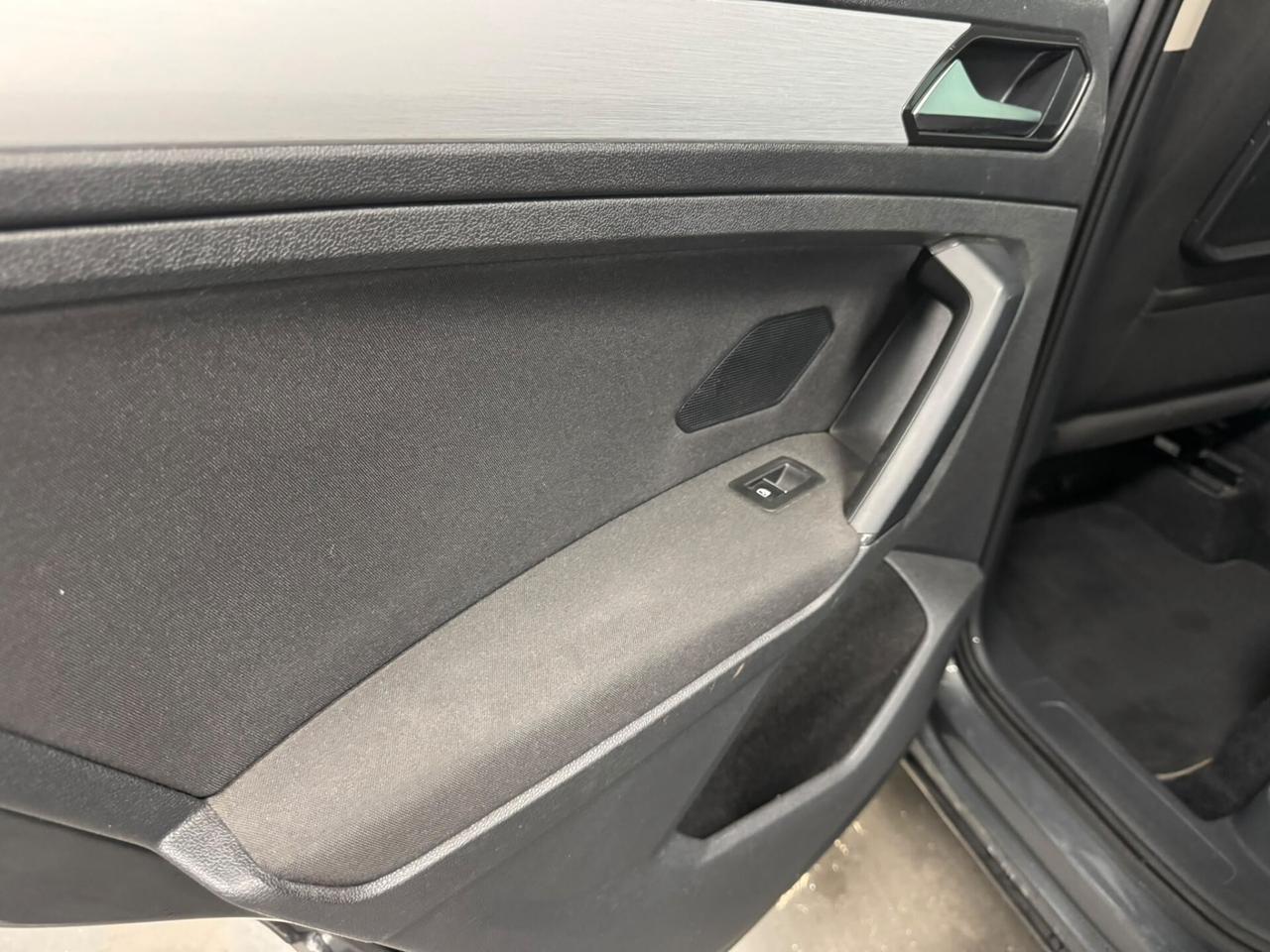 Volkswagen Tiguan 2.0 TDI SCR Business BlueMotion Technology