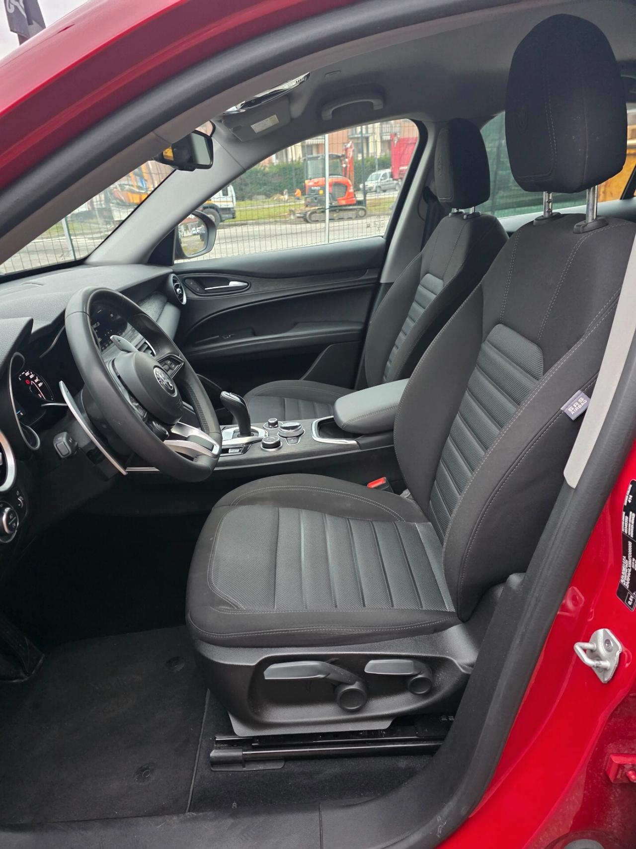 Alfa Romeo Stelvio 2.2 Turbodiesel 190 CV AT8 Q4 Business