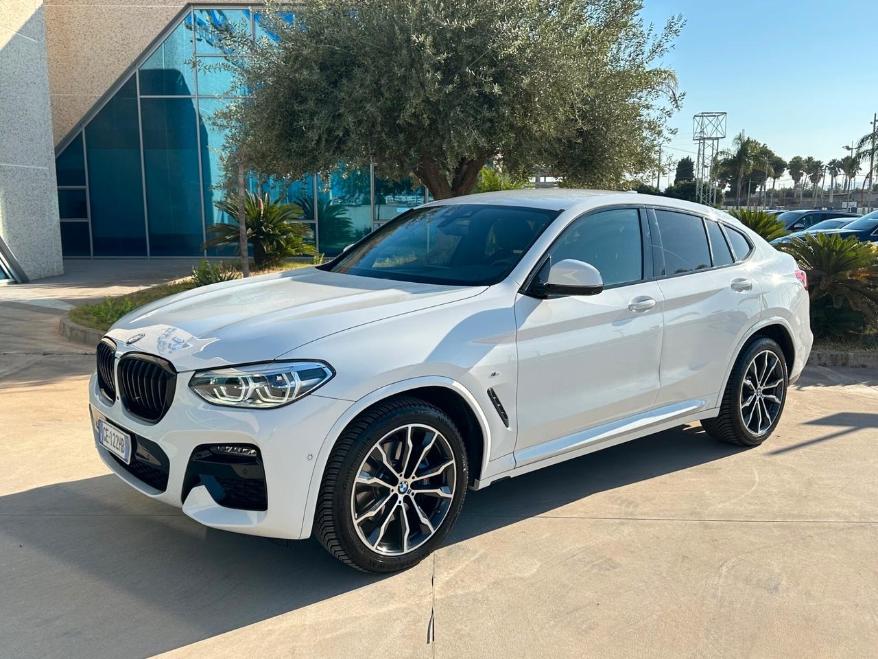BMW X4 xdrive30d Msport possibilità noleggio noscoring