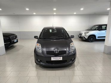 Toyota Yaris 1.0 5 porte Sol