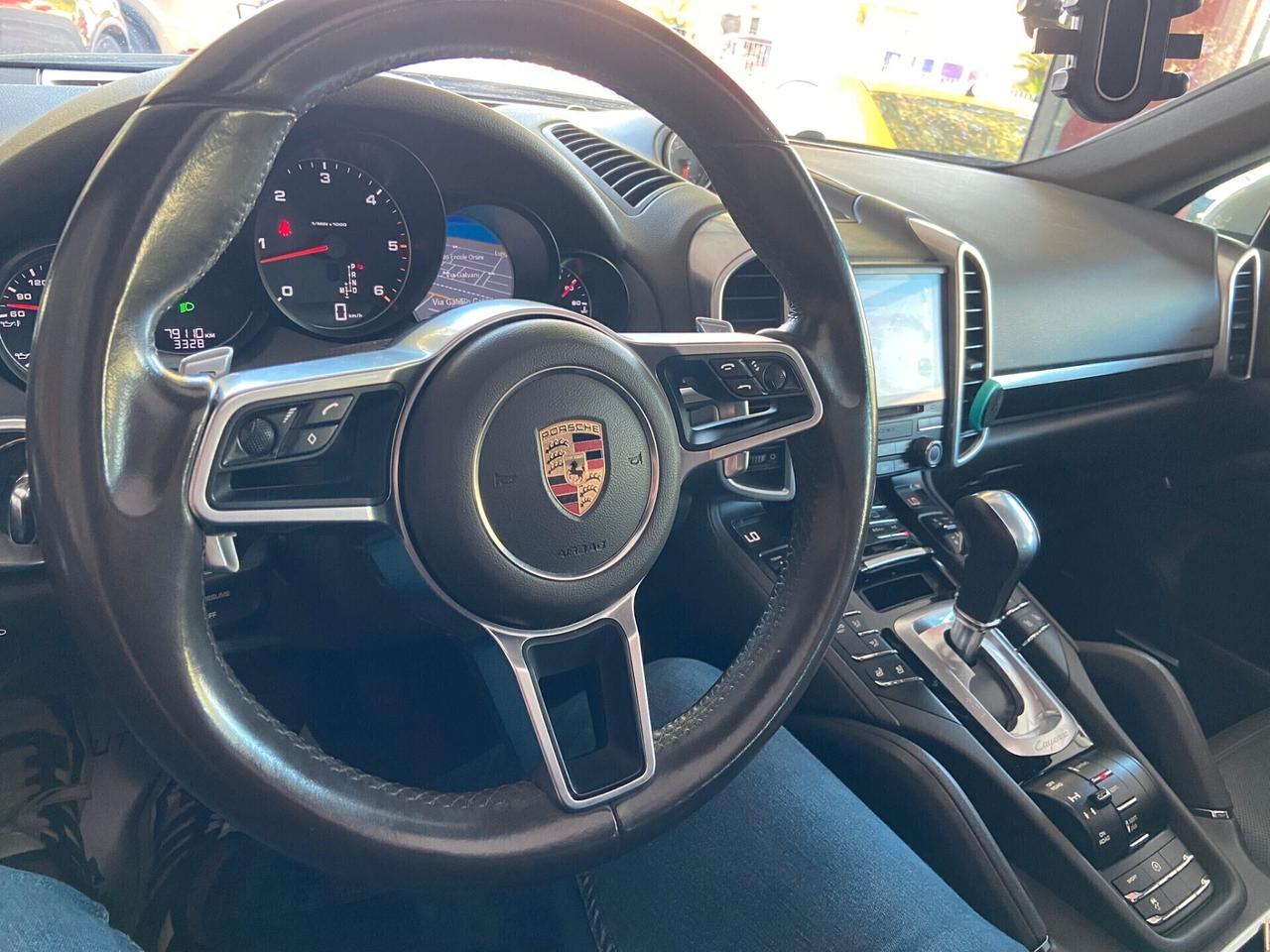 Porsche Cayenne 250CV 3.0 Diesel