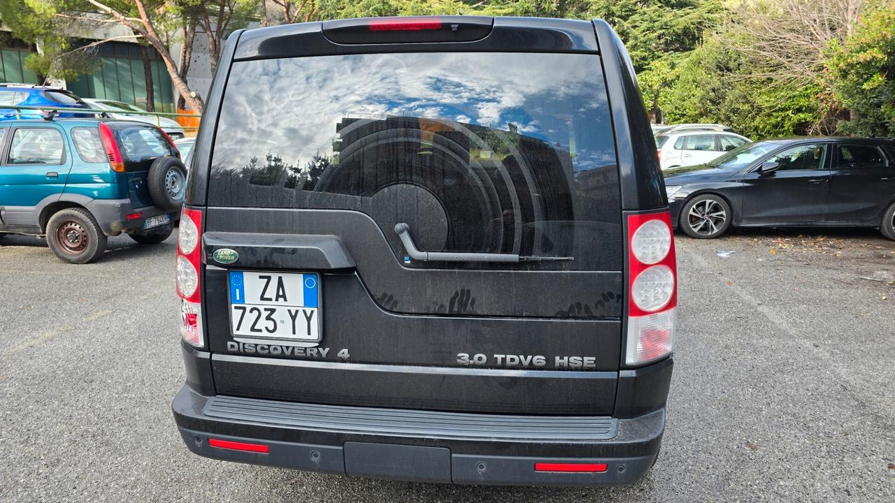 Land Rover Discovery 4 3.0 TDV6 HSE
