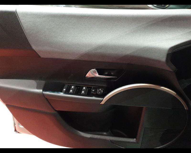 Lancia Ypsilon 4ª serie Hybrid e-DCT LX