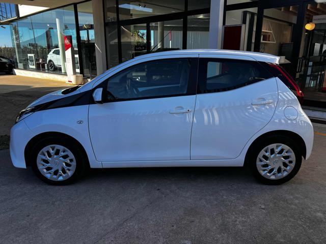 TOYOTA Aygo Connect 1.0 VVT-i 72 CV 5 porte x-clusiv