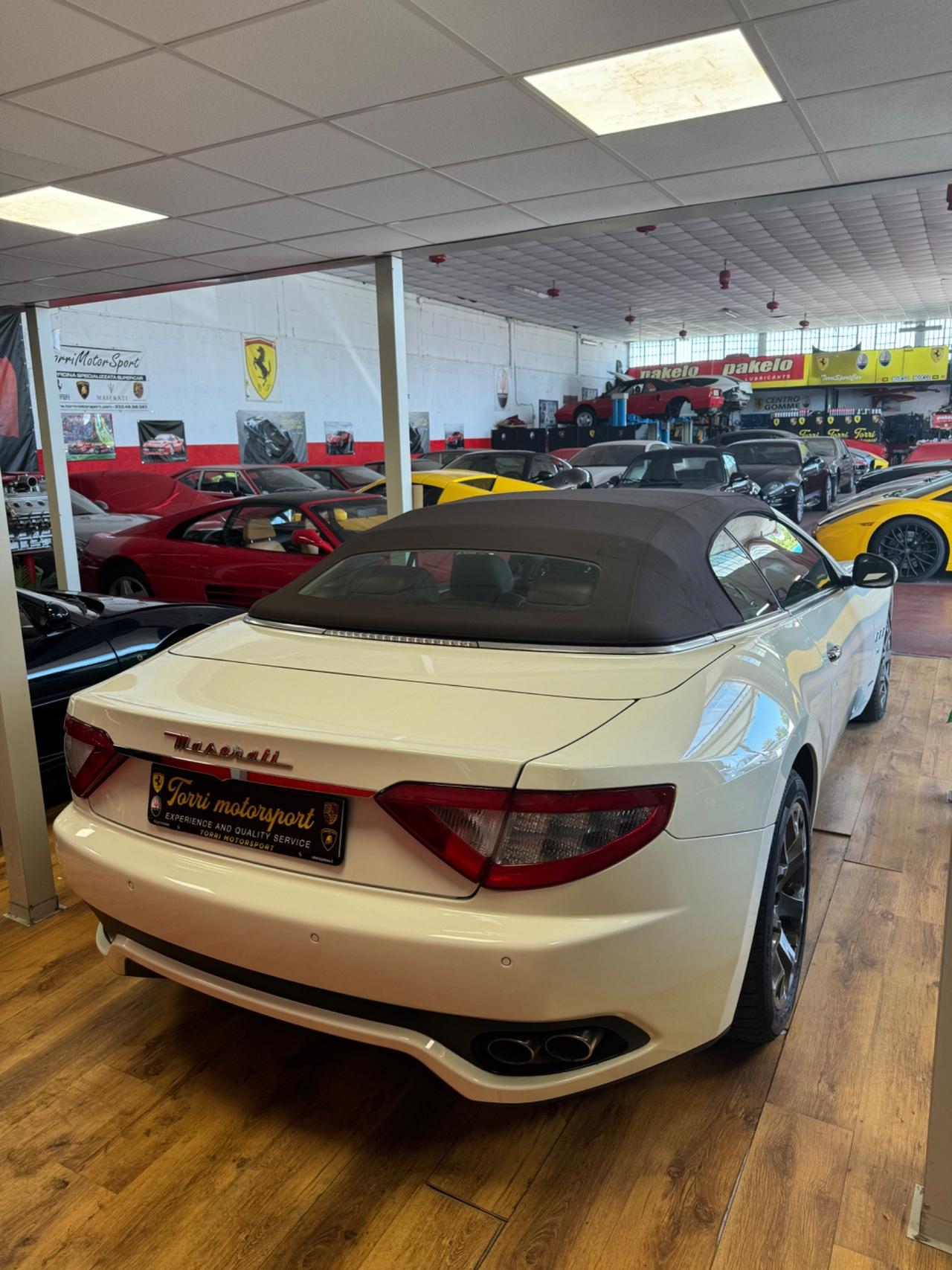 Maserati GranCabrio 4.7 V8 PERMUTE