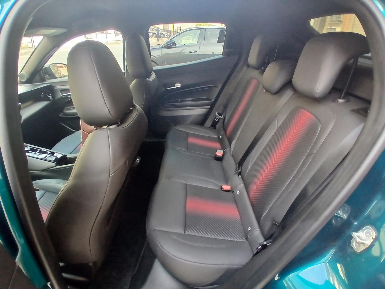 Alfa Romeo Junior 1.2 136 CV Hybrid eDCT6