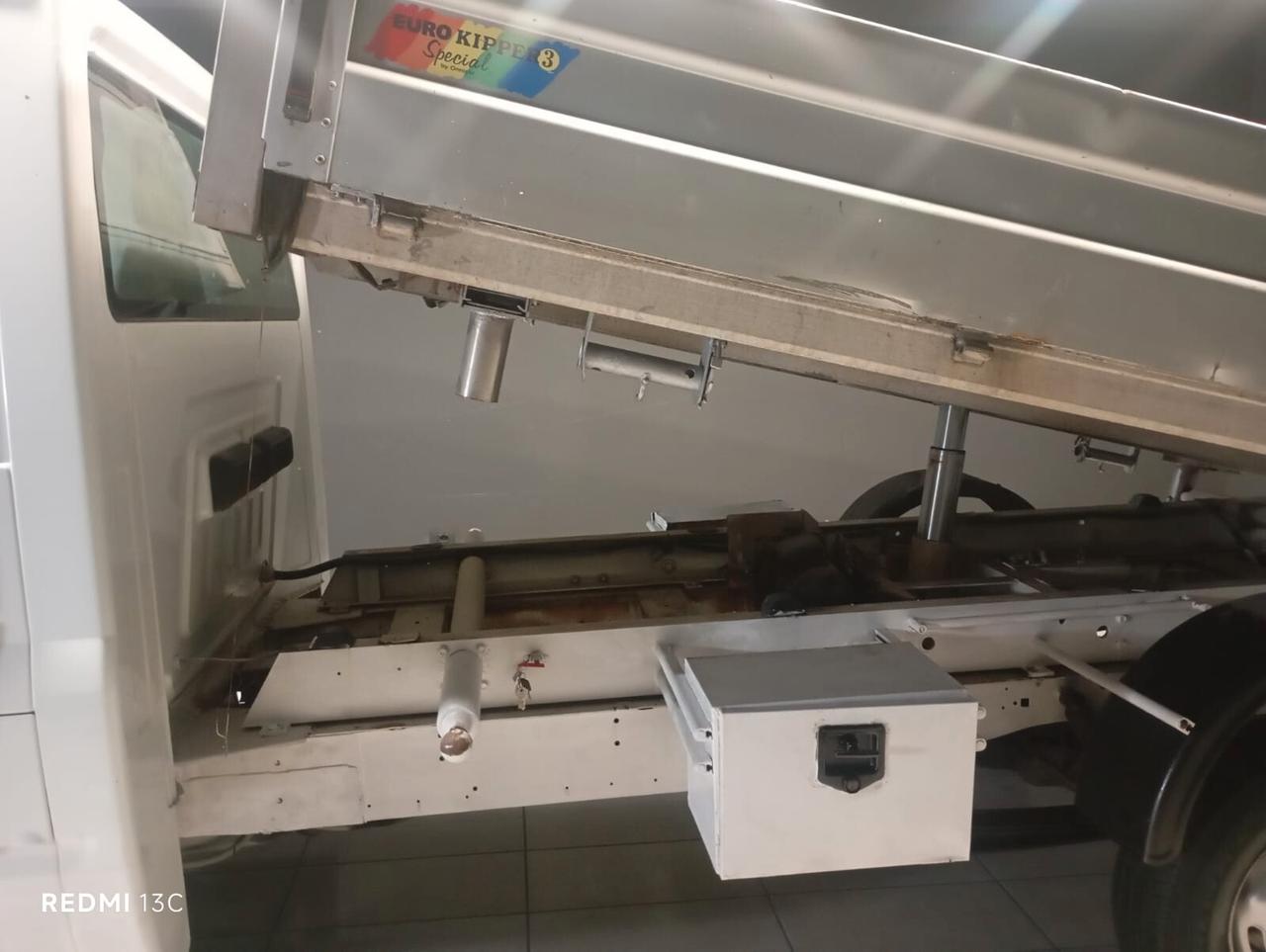 FORD TRANSIT RIBALTABILE TRILATERALE 4X4 DEL 2010