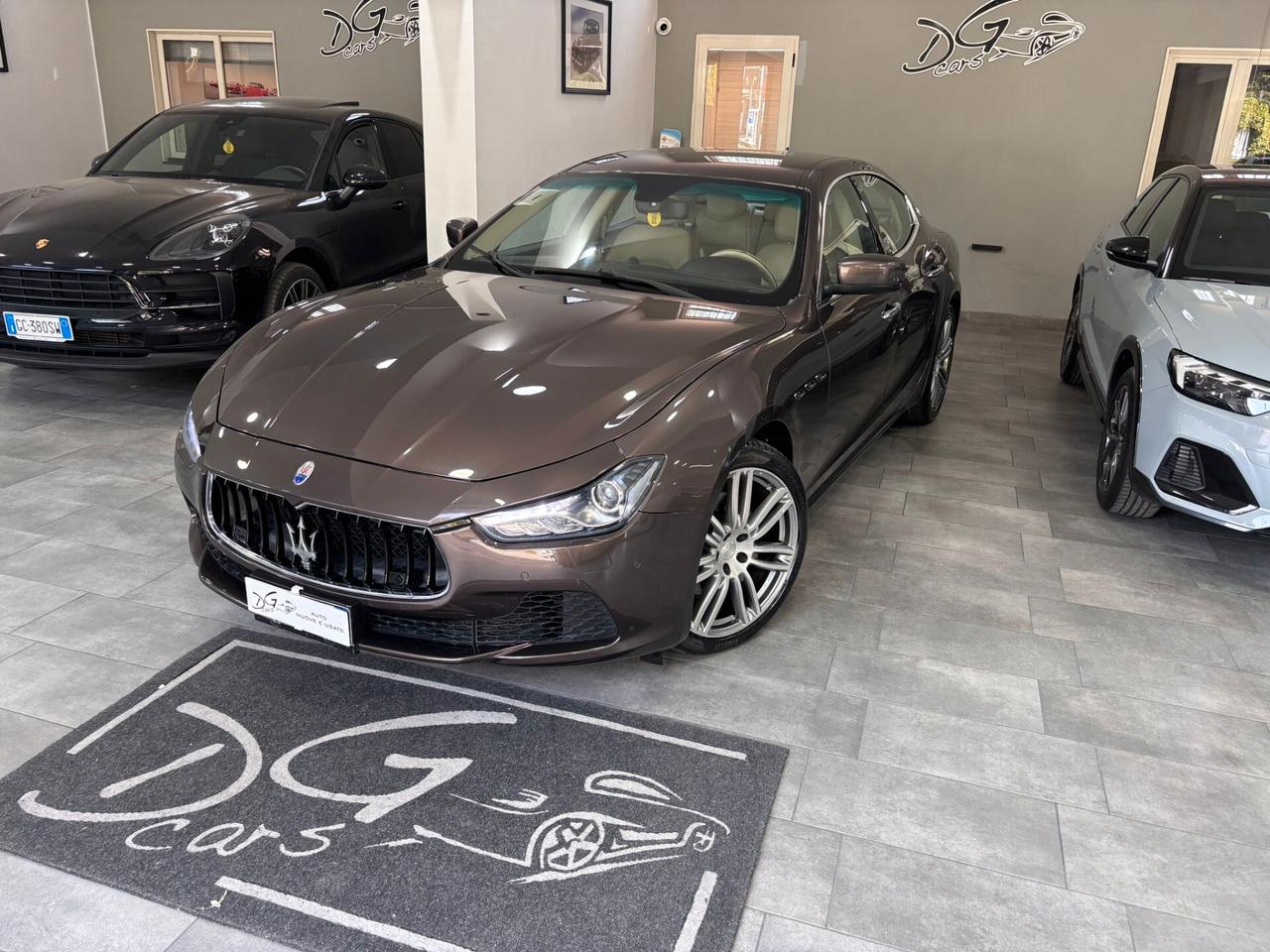 MASERATI GHIBLI V6 DIESEL 275CV