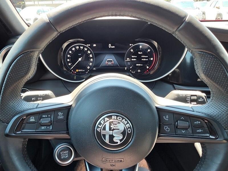 ALFA ROMEO Giulia 2.2 TD 160 AT8 Ti NAV PELLE PARK CAM