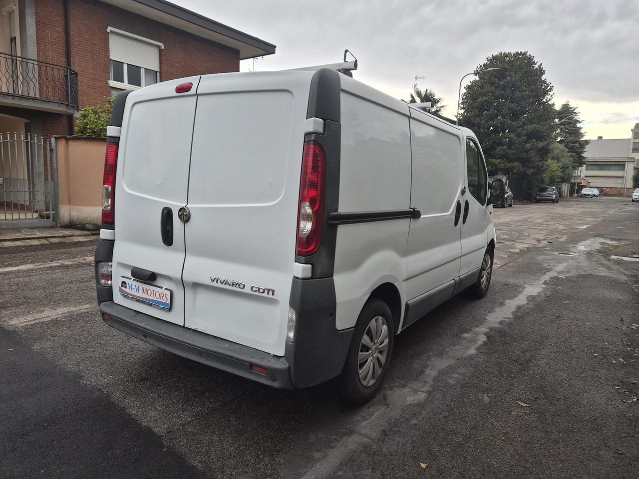 Opel Vivaro 29 2.0 CDTI 120CV PC-TA Furgone Easytronic