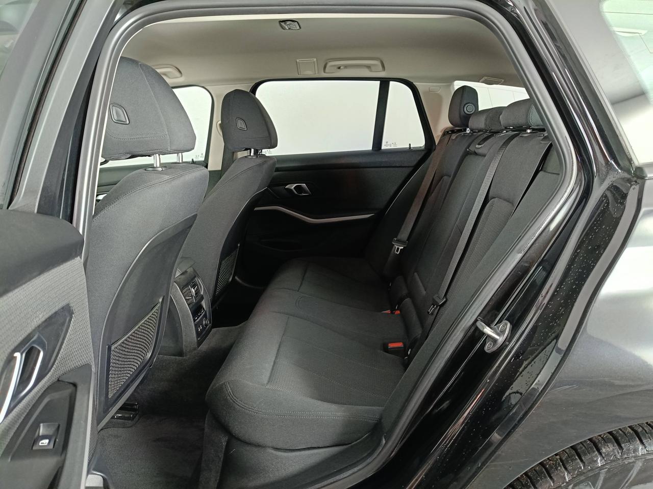 BMW Serie 3 G21 2019 Touring - 320d Touring Business Advantage a