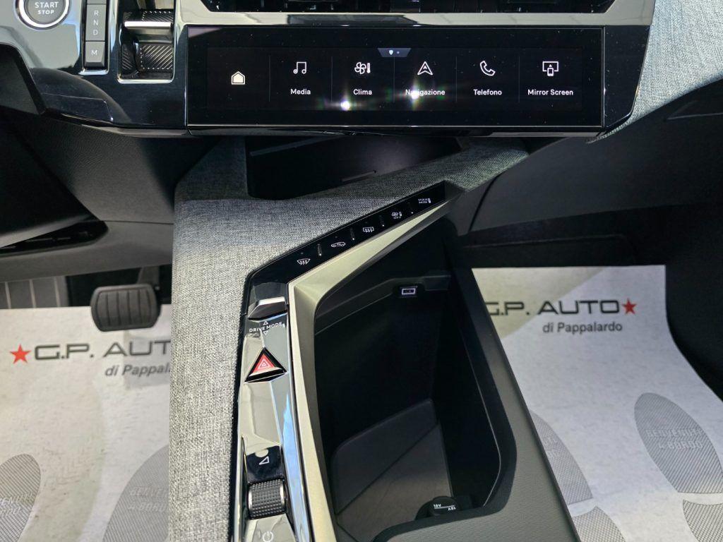 Peugeot 3008 Hybrid 145CV e-DCS6 Allure