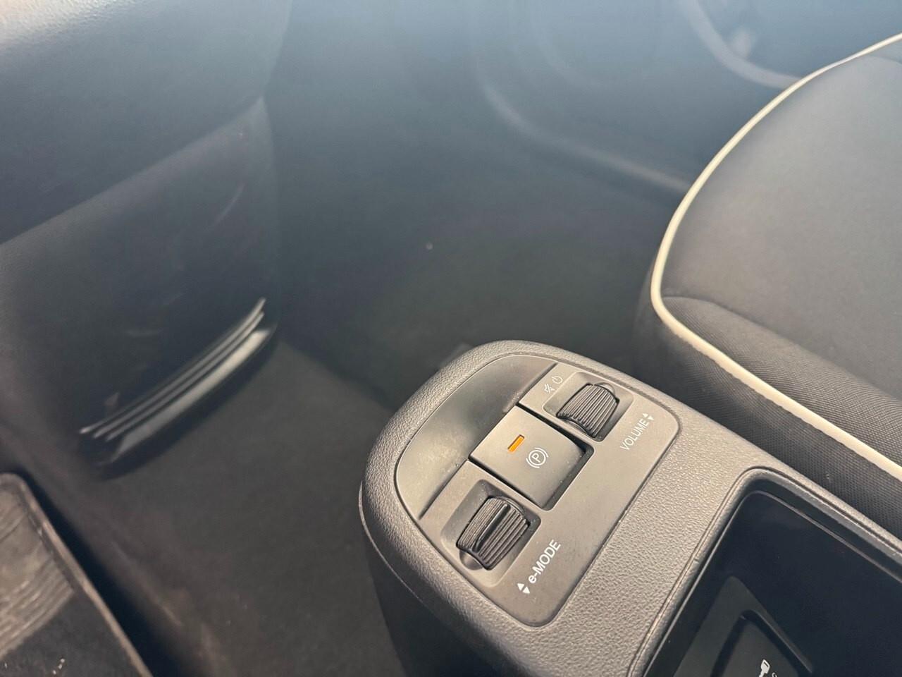 Fiat 500 500e Berlina 42 kWh La Prima