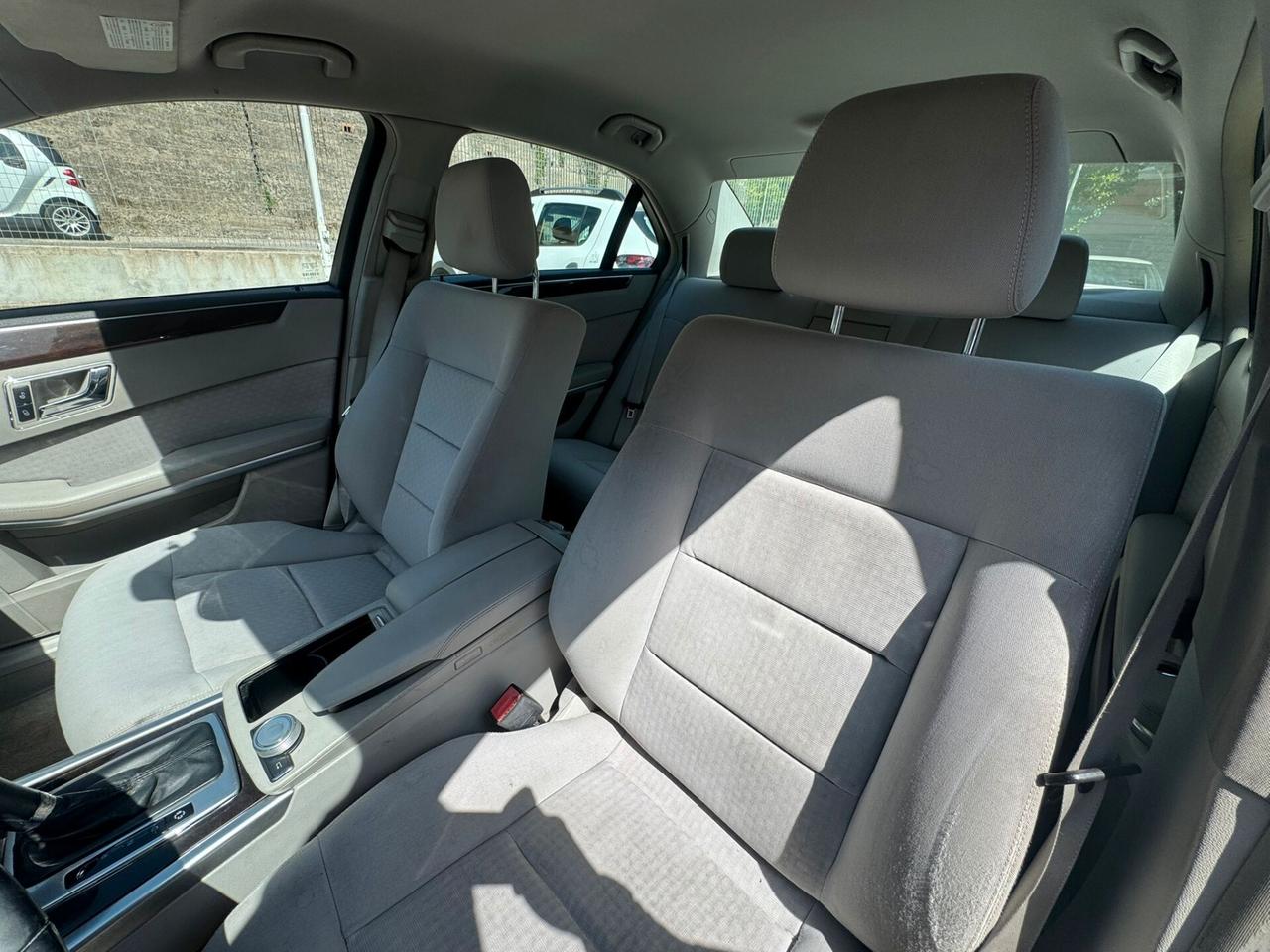 MERCEDES-BENZ E 220 CDI EXECUTIVE