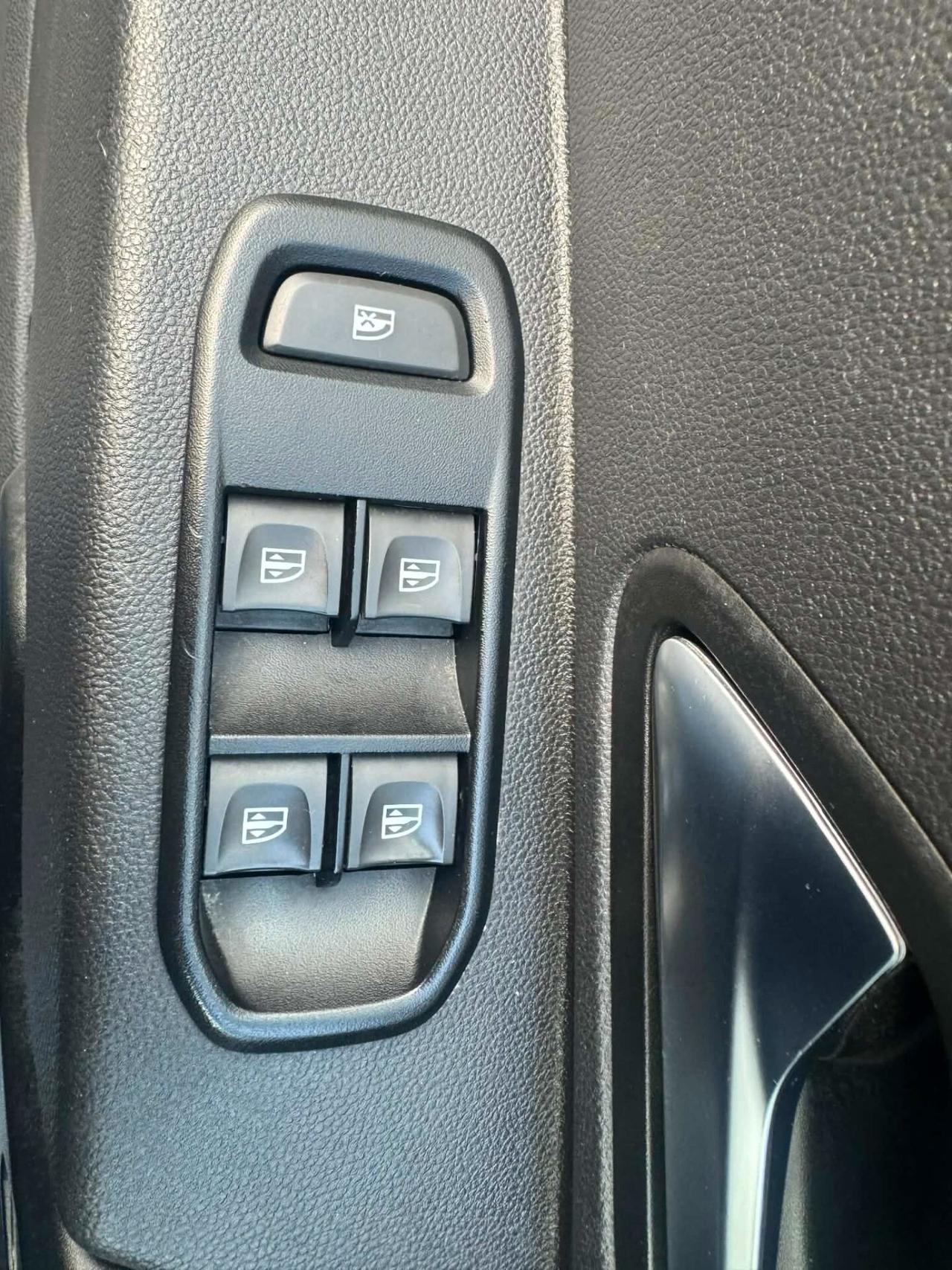 Dacia Duster Anno 2021 1.0 Benz/GPL