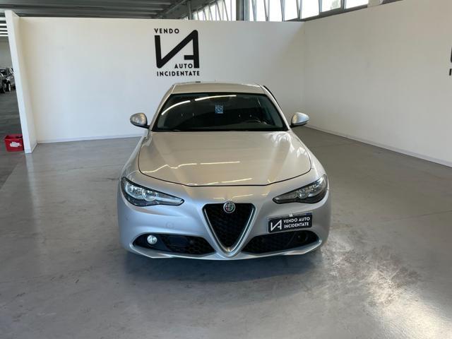 ALFA ROMEO Giulia 2.2 TURBODIESEL 136CV AT8