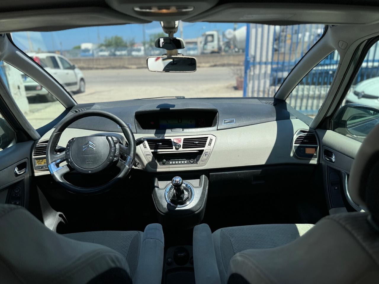 Citroen C4 Grand Picasso 1.6 HDi 110 7 POSTI