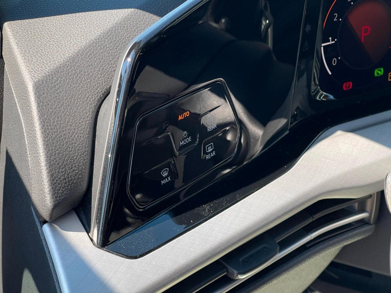 Volkswagen Golf 1.0 eTSI EVO DSG Life