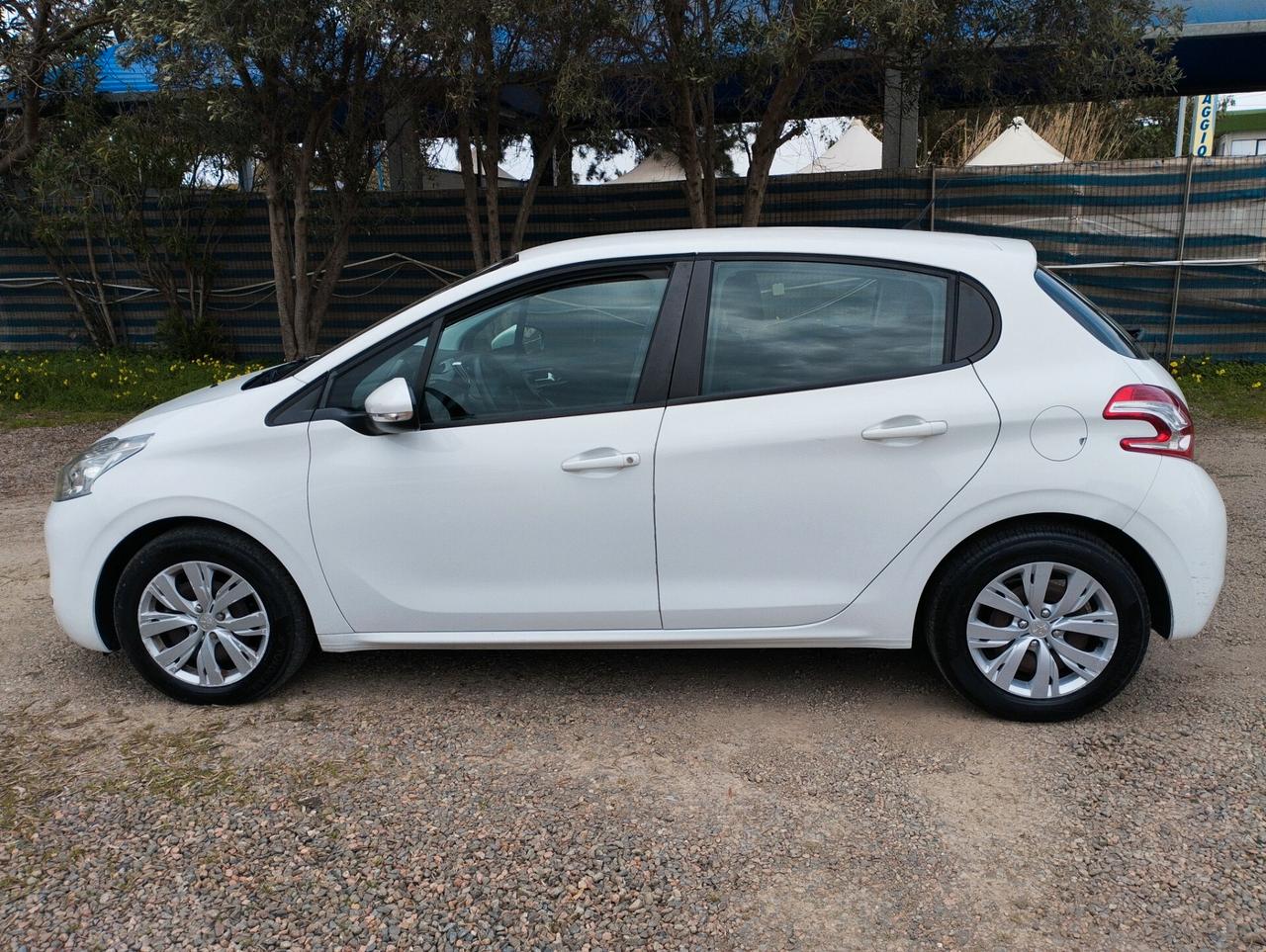 Peugeot 208 1.2 VTi 82 CV 5 porte Allure