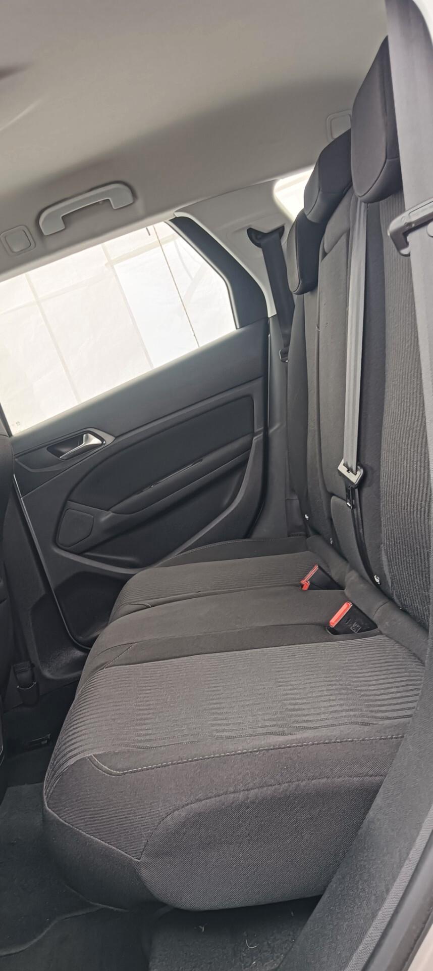 Peugeot 308 BlueHDi 120 S&S SW Business