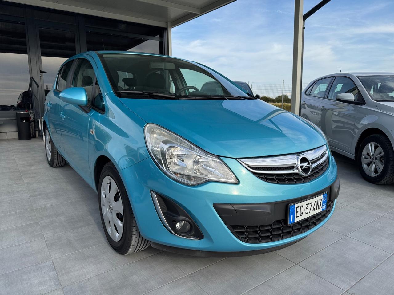 Opel Corsa 1.2 5 porte Club