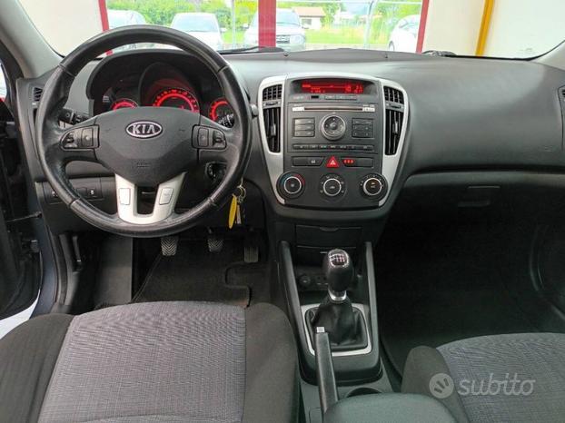 Kia cee'd Sport Wagon 1.6 crdi LX