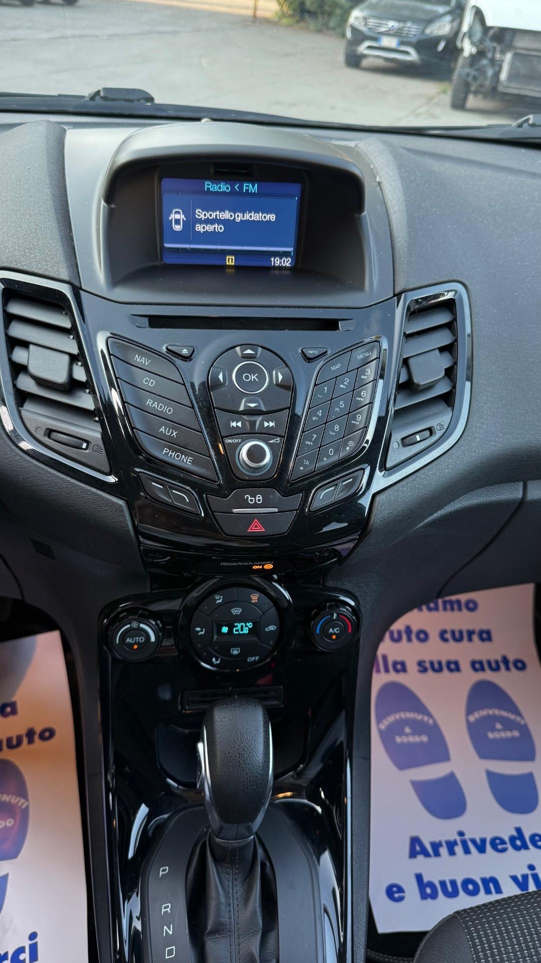 Ford Fiesta 1.0 EcoBoost 100CV 5 porte Powershift Titanium