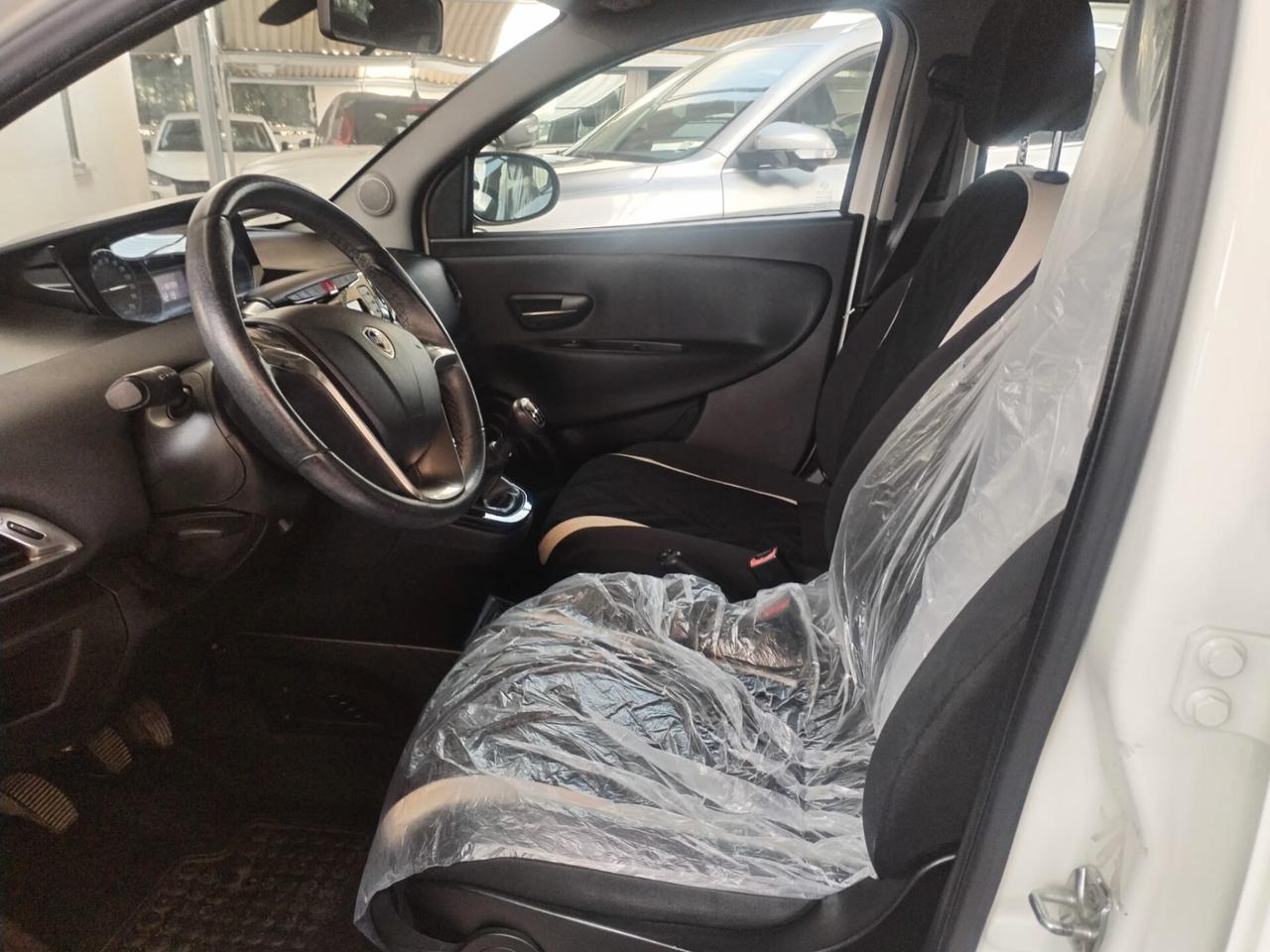 Lancia Ypsilon 1.3 MJT 16V 95 CV 5 porte S&S Platinum