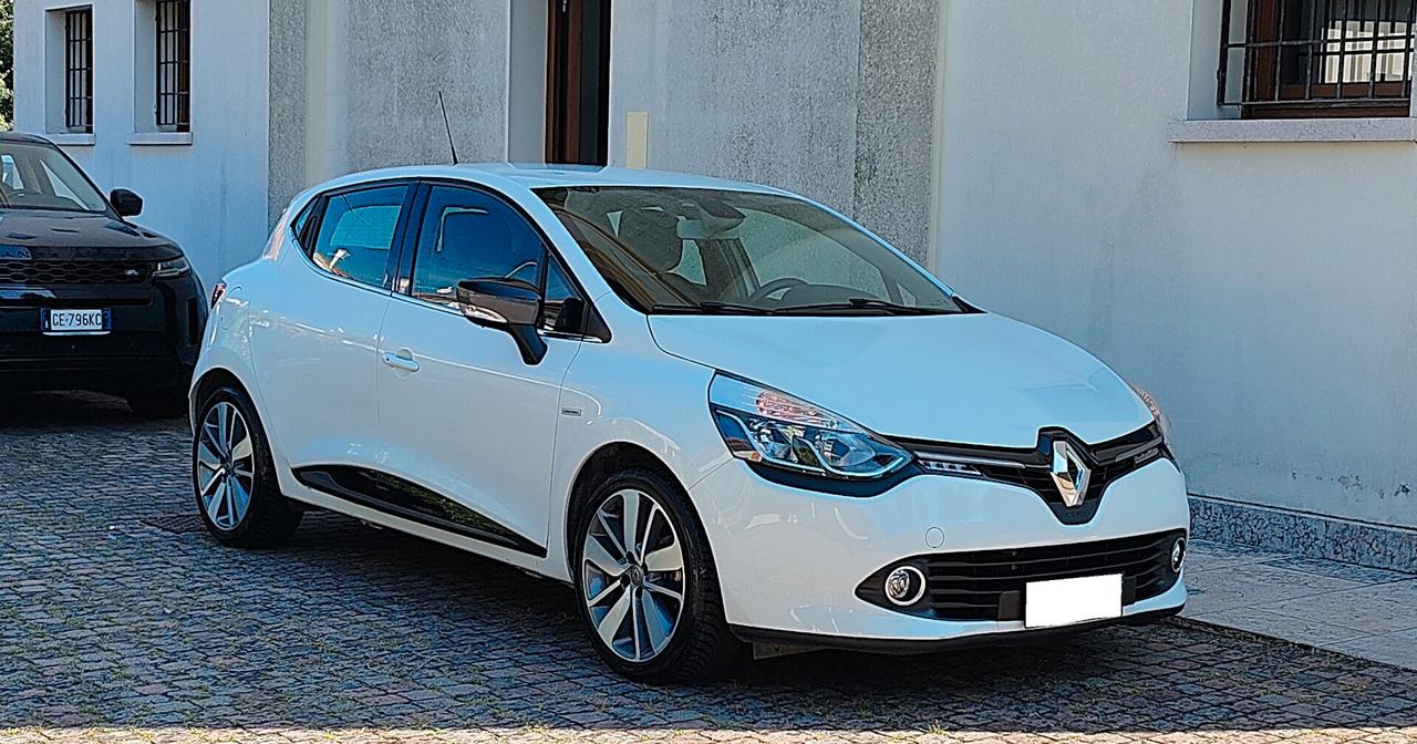 Renault Clio TCe 12V 90CV 5 porte Costume National