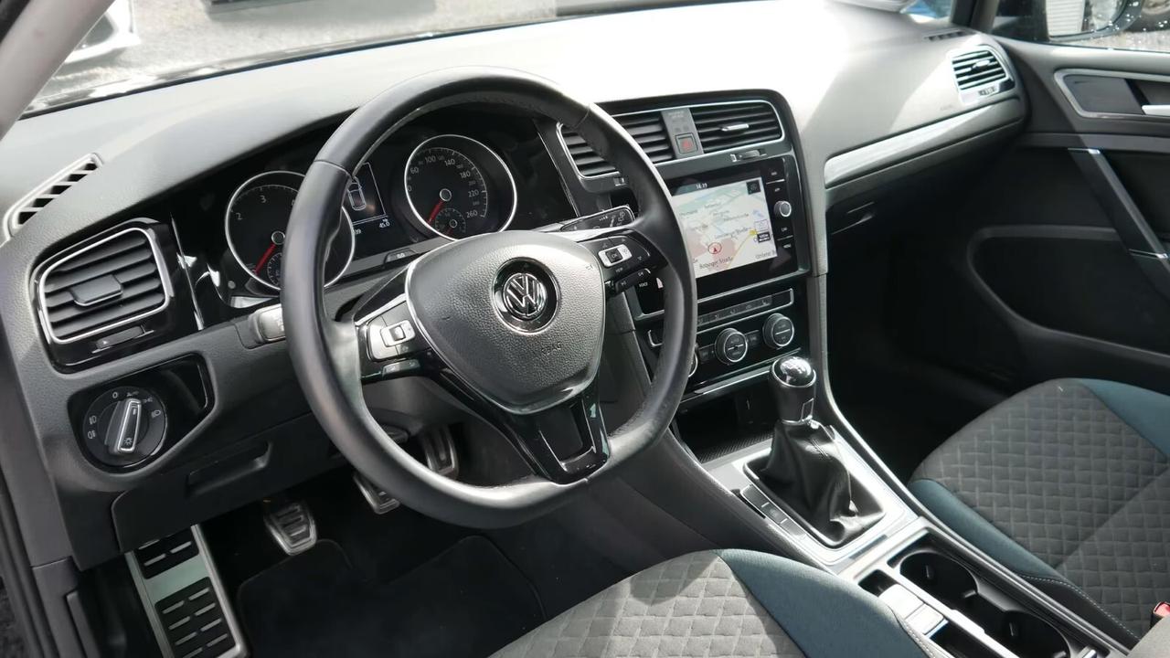 Volkswagen Golf 1.6 TDI Riscaldamento sedili Navigaz