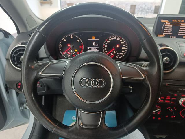 AUDI A1 1.6 TDI 105 CV Attraction