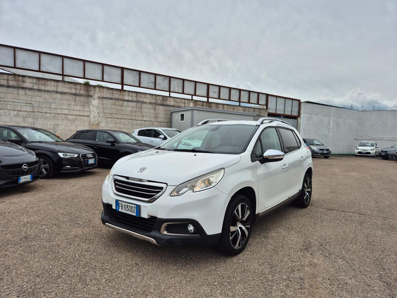 Peugeot 2008 BlueHDi 100 Allure 2015