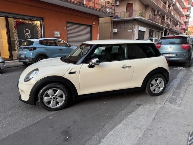 Mini Cooper 1.5 One D