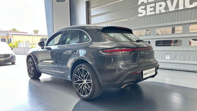 PORSCHE Macan 2.0