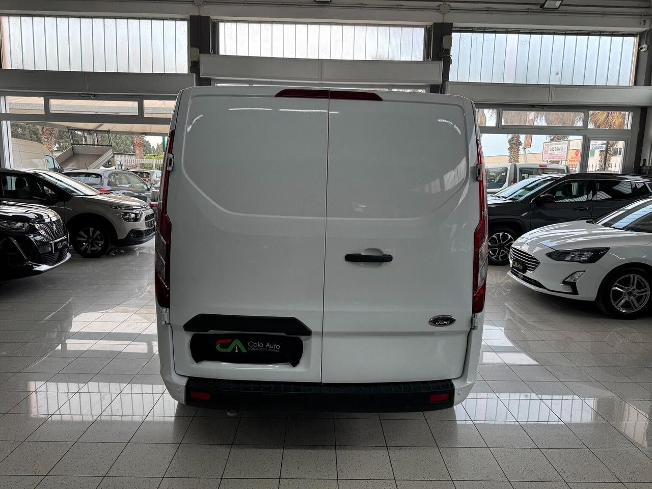 Custom 2.0td 130cv GOMMATO TAGLIANDATO CERTIFICATO