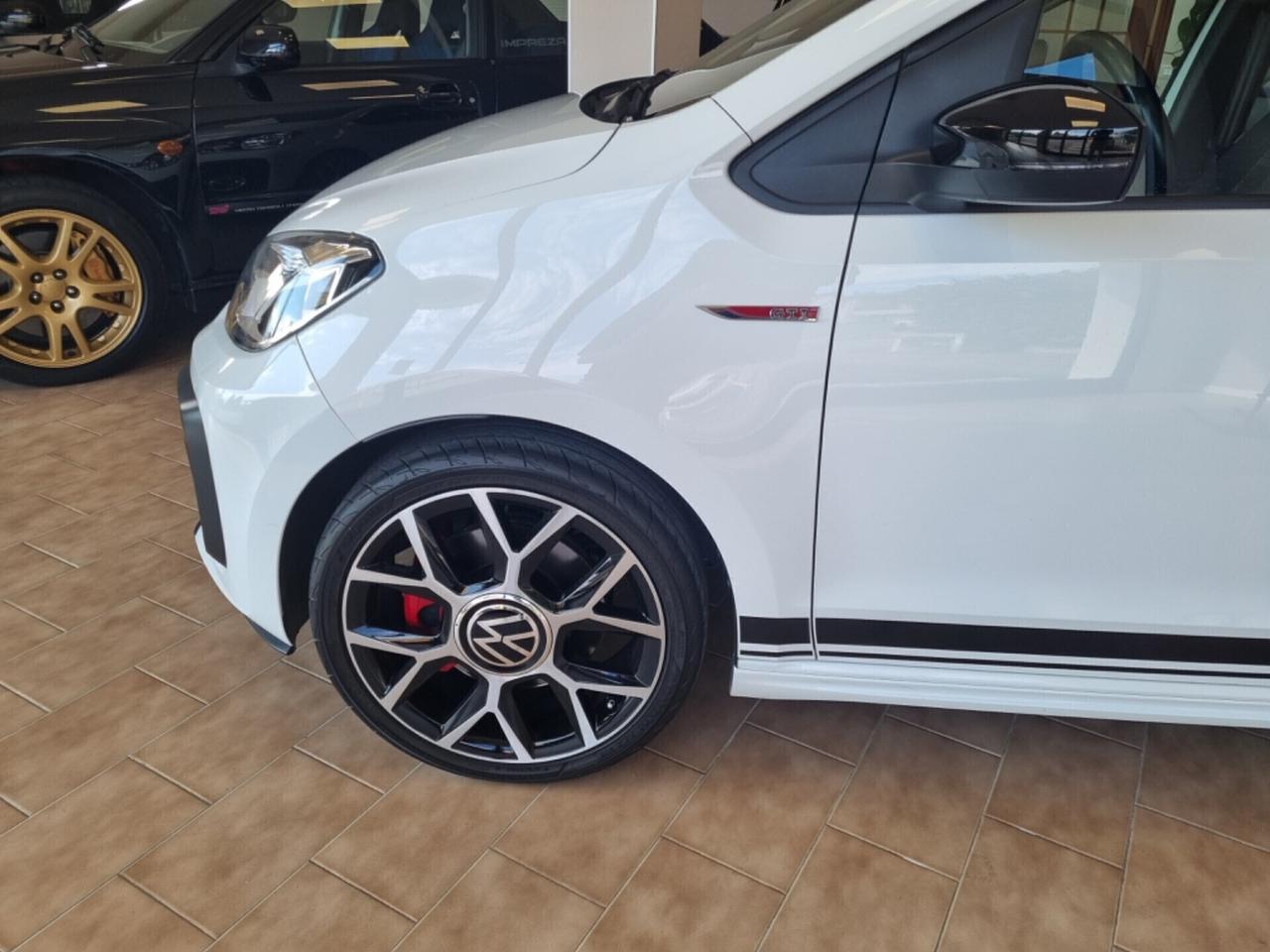 Volkswagen UP GTI