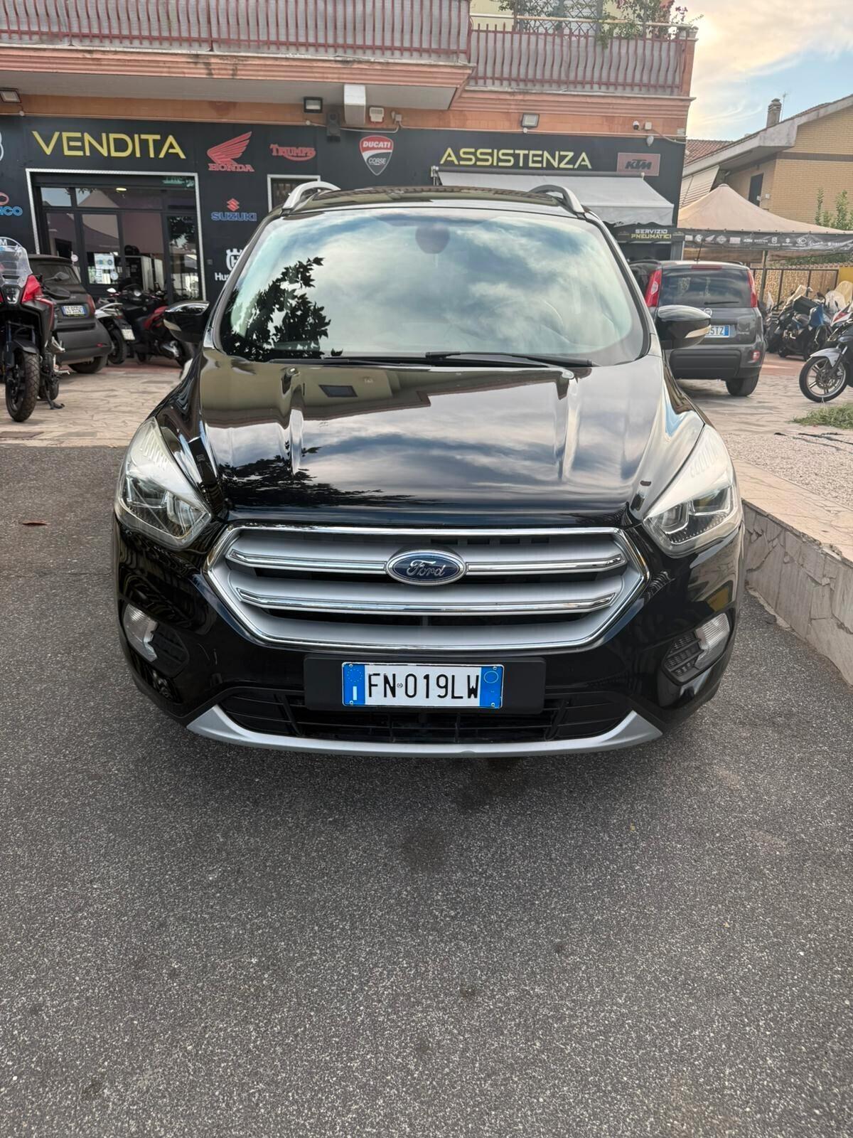 Ford Kuga 2.0 TDCI 150 CV S&S 4WD Powershift Vignale